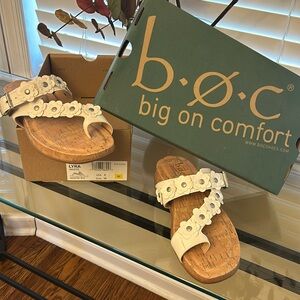 B.O.C. White sandals; size 8